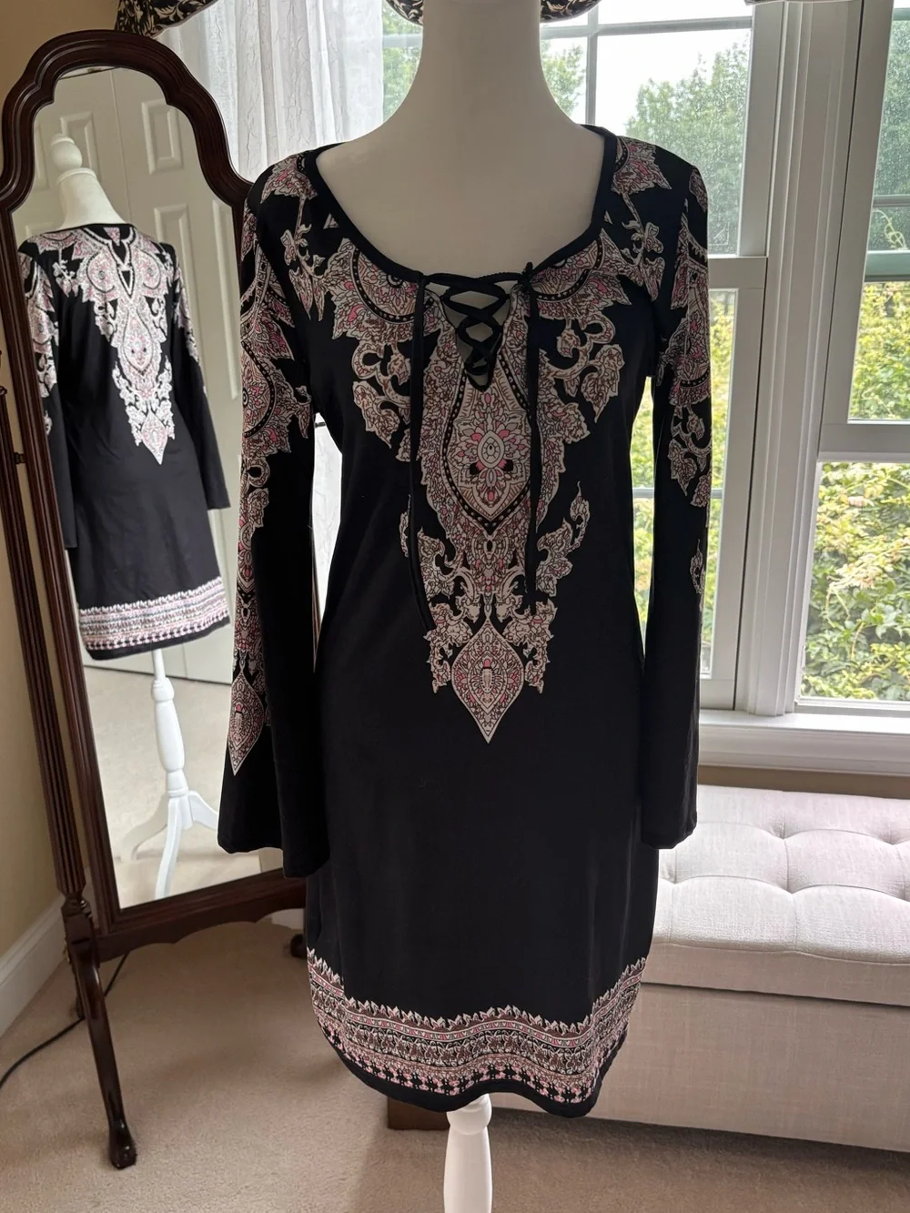 Black Paisley Lace-Up Long Sleeve Tunic Dress